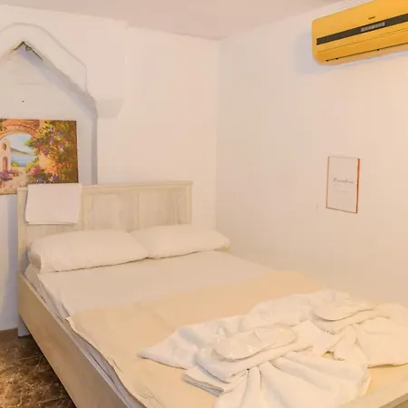 Tas Butik Otel ホテル *