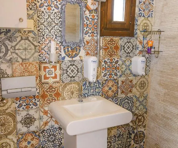 Tas Butik Otel *